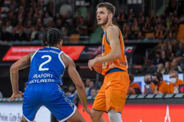 装工的加时 装工的加时